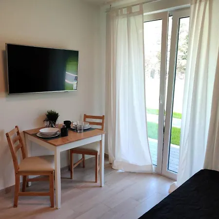 Guest house Plaza *